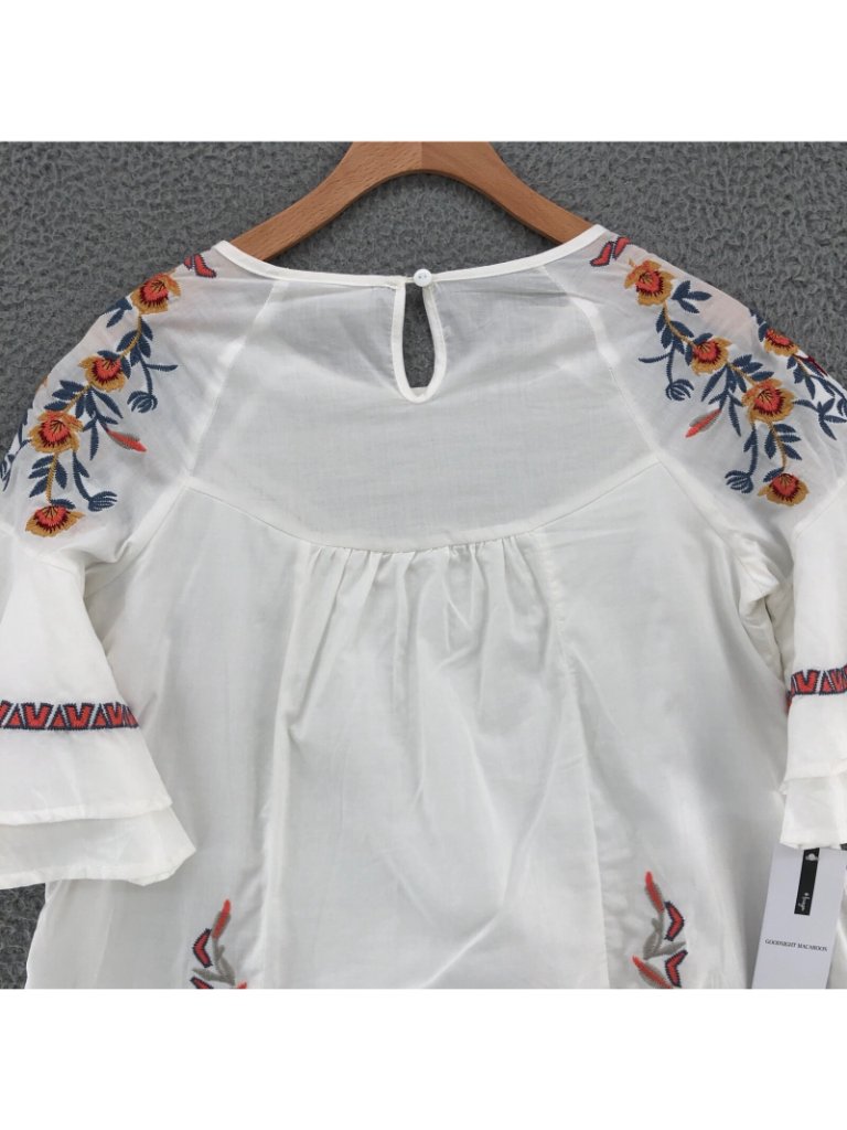 Goodnight Macaroon Dress Womens Small White Embroidered Floral A Line Swing Nwt — image 5 of 8